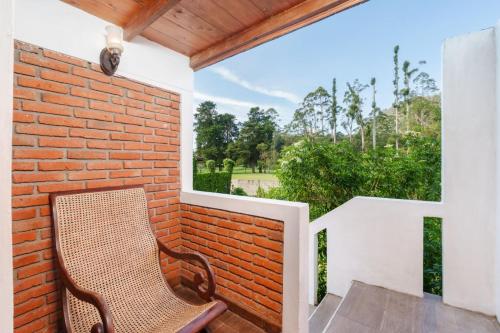 מרפסת, The Golf Green Bungalow in נובארה אליה