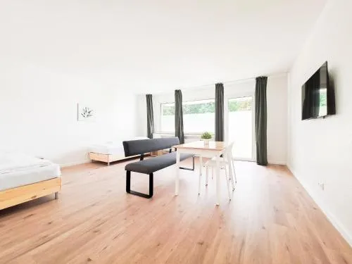 Tolstov Apartments - 3 Schlafzimmer - Balkon - 25 min Messe DUS in Duisburg, Deutschland