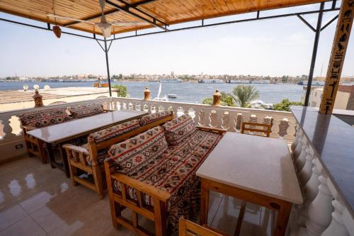 Nile Sunrise Flats And Rooms 3