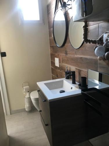 Studio independant pour couple in Notre-Dame-Limite