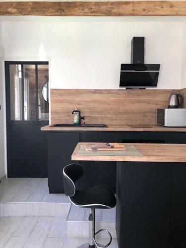 Studio independant pour couple in Notre-Dame-Limite