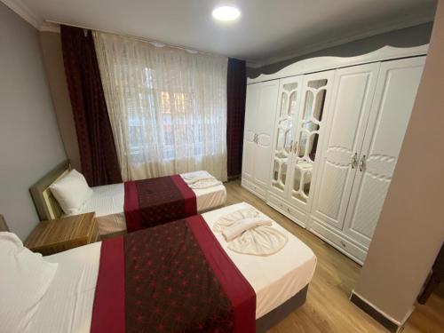 Triple room