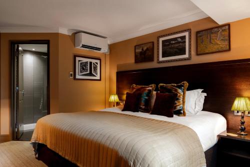 Rose And Crown Hotel