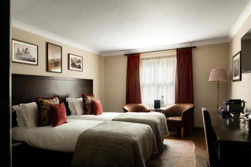 Rose And Crown Hotel