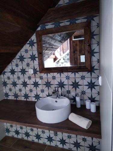 Vannas istaba, Chalupa Dana in Vičova Nad Jizeru