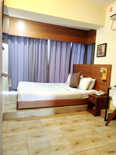 Grand Imperial Hotel in Chittagong