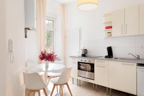 central I 2 bedroom I fast Wifi in Berlin, Deutschland