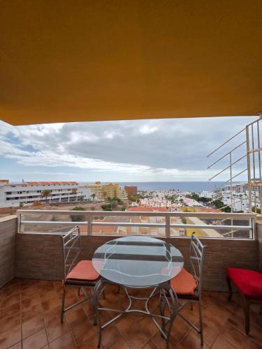 Playa De Las Americas Apartment - image 9