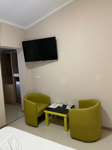 Enzo Hotel near Lake Tirana 5