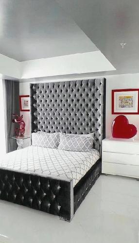 High-Rise Two-Bedroom Condo with Panoramic City Views, Las Vegas (foto 7)