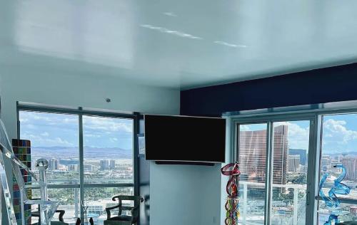 High-Rise Two-Bedroom Condo with Panoramic City Views, Las Vegas (foto 10)