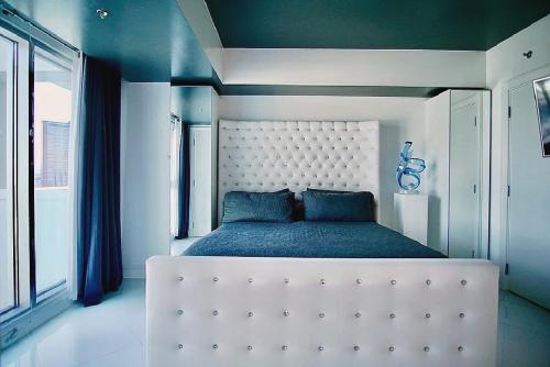 High-Rise Two-Bedroom Condo with Panoramic City Views, Las Vegas (foto 9)