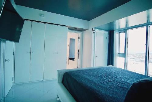 High-Rise Two-Bedroom Condo with Panoramic City Views, Las Vegas (foto 8)