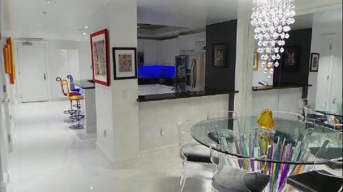 High-Rise Two-Bedroom Condo with Panoramic City Views, Las Vegas (foto 6)