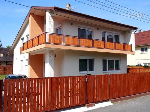 Avanti Apartman - Avanti Tutti