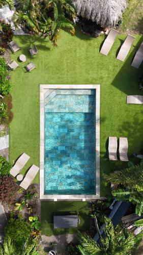 สระว่ายน้ำ, Tiki Ora Lodge - MOTU in นูนวย