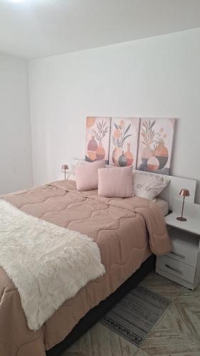 Centric Loc - Sleeps 5 - Balcony - High Speed WiFi