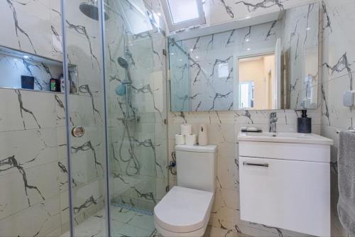 Elegant spacious apartment in 부아르가니