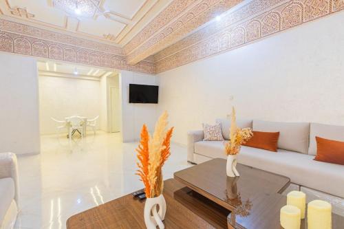 Elegant spacious apartment in 부아르가니