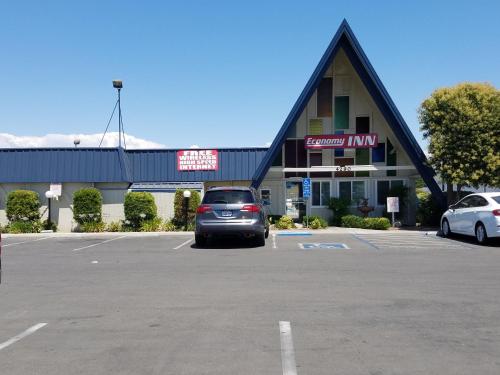 Economy Inn Fresno