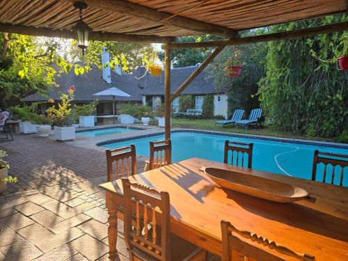 Swimming pool, Meyerhof in Cape Town