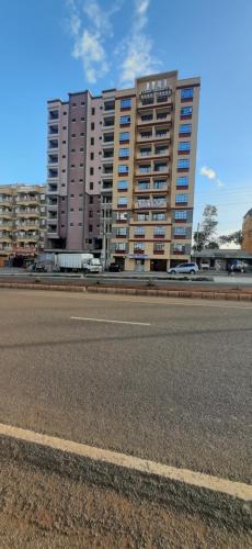 נוף חוץ, Fully Furnished Studio Apt near Drop and Shop supermarket in Ruiru