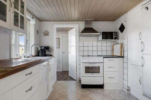 6736-Allinge-Thorkildsvej-8 in ไทย์น