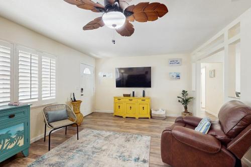 Avocado Cottage in Seminole, USA