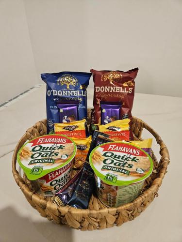 Їжа та напої, Beach View Lahinch in Еністімон