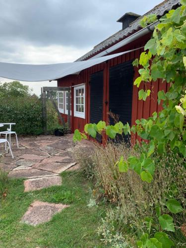 Viesnīcas āriene, Stuga på gård i Böda socken (Stuga pa gard i Boda socken) in Mellböda