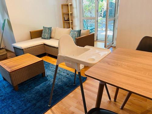 Boho-Apartment mit Terrasse - Ruhig & Zentrumsnah, Drážďany (fotografie 11)