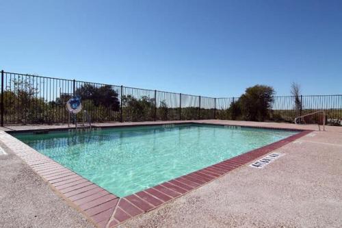 Quality Inn & Suites - Marlin