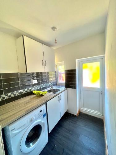 Studio with en-suite and kitchen, Birmingham (zdjęcie 5)
