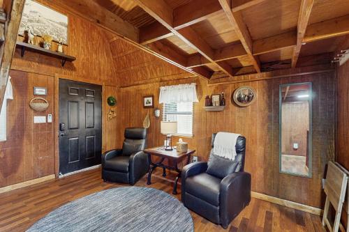 Suite West C