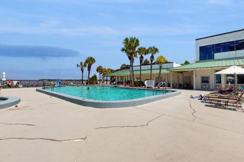 Bayside Inn 6682