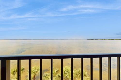 Bayside Inn 6682