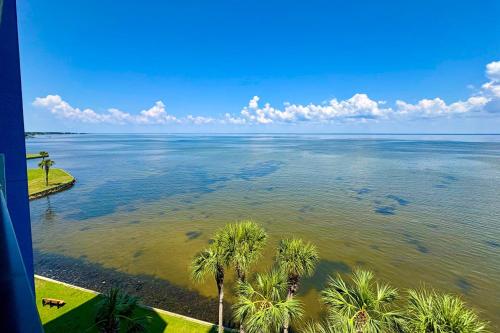Bayside Inn 6682