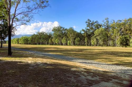 Skats, Rossville Retreat in Rossville