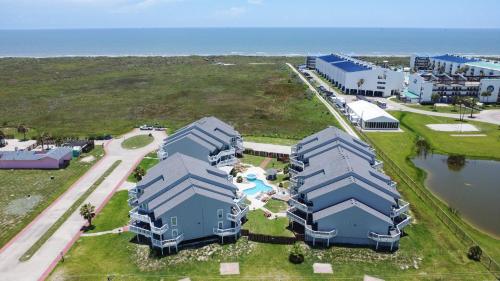 Surf Station MIBC204 in Mustang Beach, USA