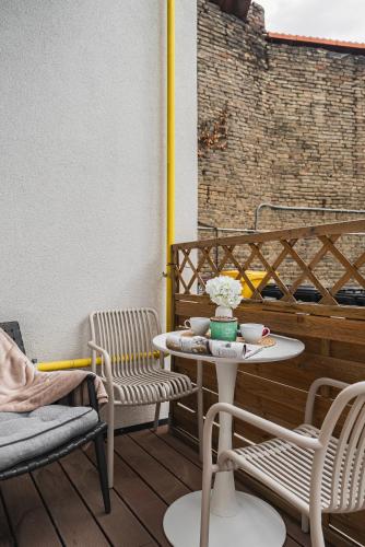BNB Sancova Apartment with outdoor seating, Bratislava (Foto 10)