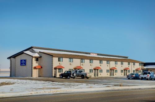 . Nova Inn Kindersley