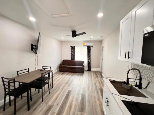 Beautiful 1 Bed Studio, Las Vegas