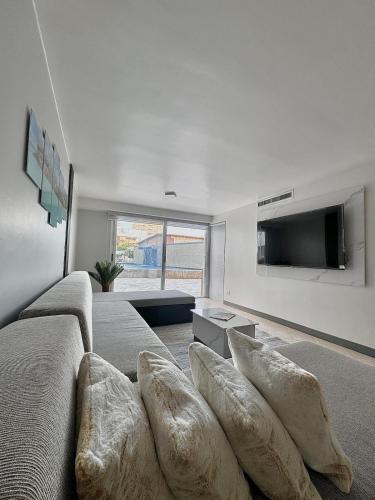 Pool View & Direct Access Margarita Island in Margarita Island