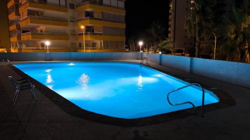 BLUE DOUBLE PRIVATE ROOM AT FRONT BEACH - HABITACION en la playa piso compartido, Valencia (photo 11)