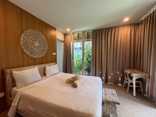 room detail thumbnail 0