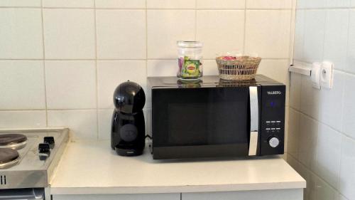 кухня, Studio avec coin nuit séparé - à 17 min de Disney (Studio avec coin nuit separe - a 17 min de Disney) in Клолюжьян