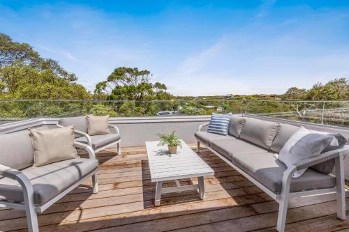 Seaside Haven Short 250 Metre Walk To The Beach