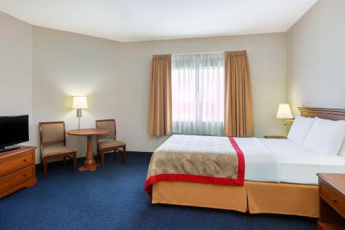 Ramada by Wyndham Hawthorne/LAX - image 12