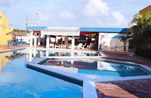 Apartamento Playa Familiar Ciudad Flamingo Tucacas Chichiriviche – khách sạn tại Tucacas