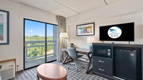 Inn at Grand Glaize